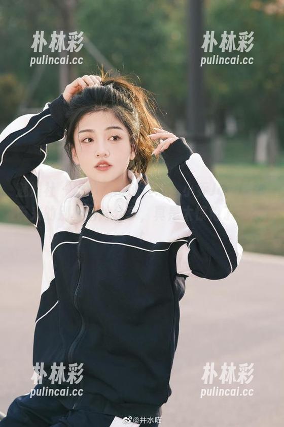 魅妍社 - 婚纱照再创佳绩：小乔Joyi给你带来的别样图片分享，真是太惊艳了！.txt