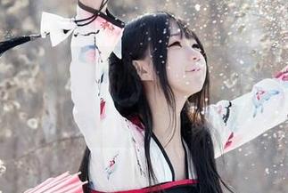 观看魔物喵nigisa展现的白丝美图，仿佛置身梦境，图片让你欲罢不能！.txt