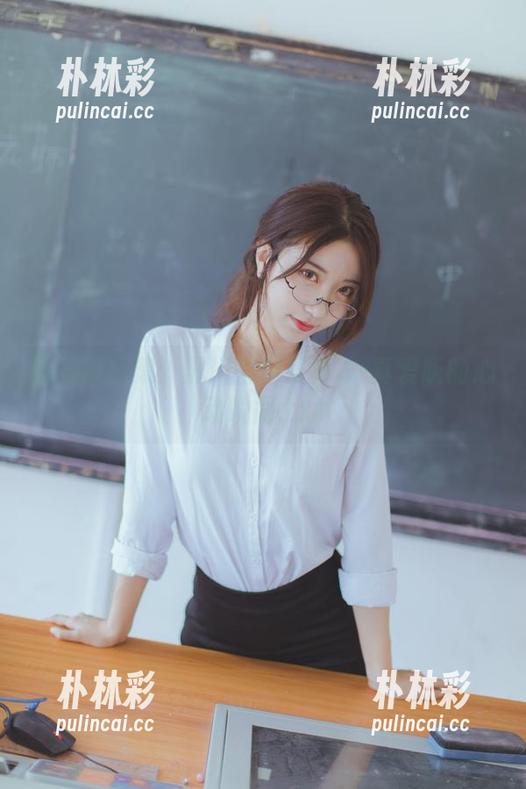 精美原图集：黑川尼禄写真本-真爱版的心动瞬间.txt